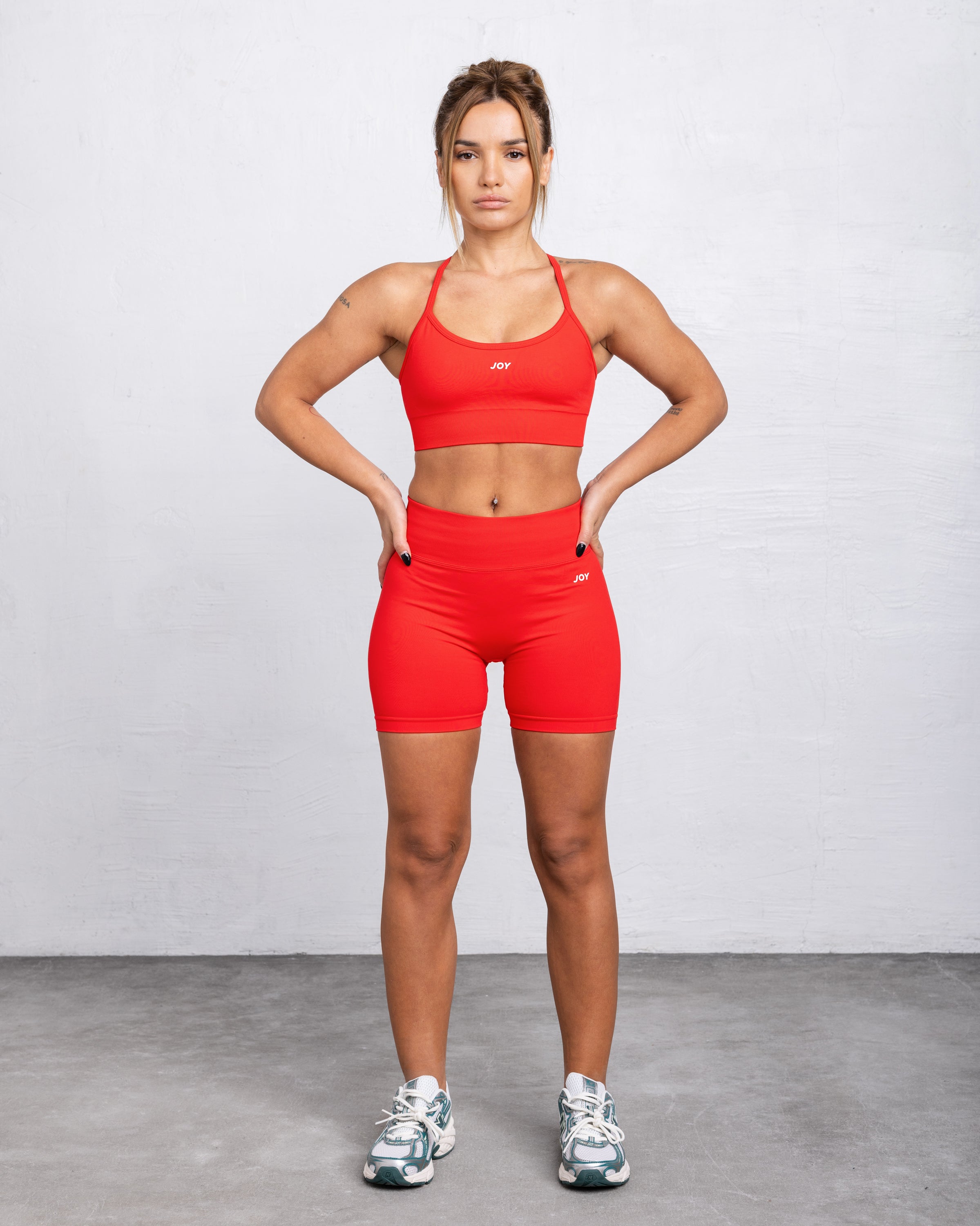 Short Sculpt Scrunch - Cherry - Joy Studio - Sportswear